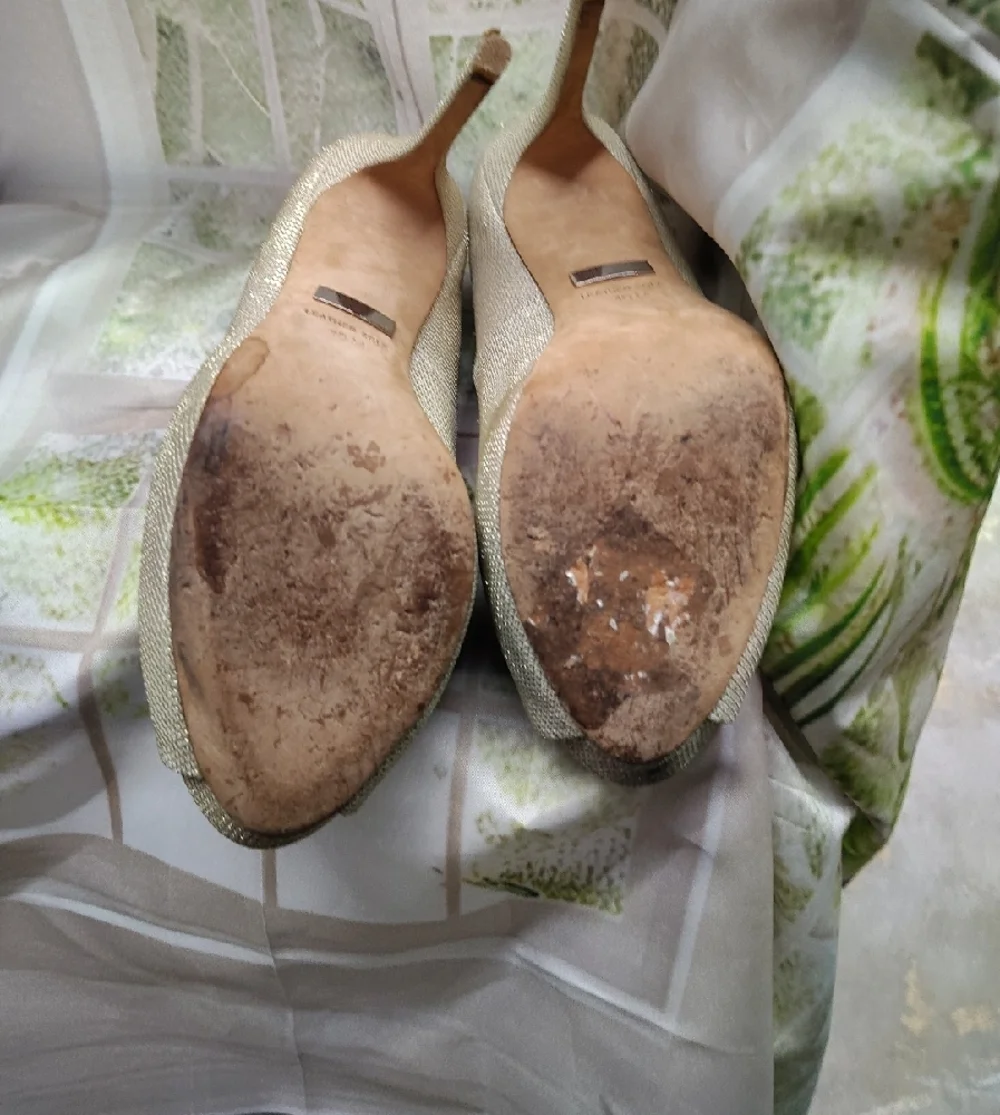 Badgley Mischka Gold Peep-Toe High Heel Pumps Sz. 10